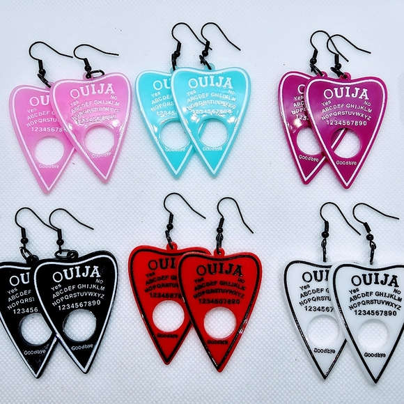 Planchette / Ouija Earrings! Hypo-Allergenic Hook Earrings - Picture 1 of 3
